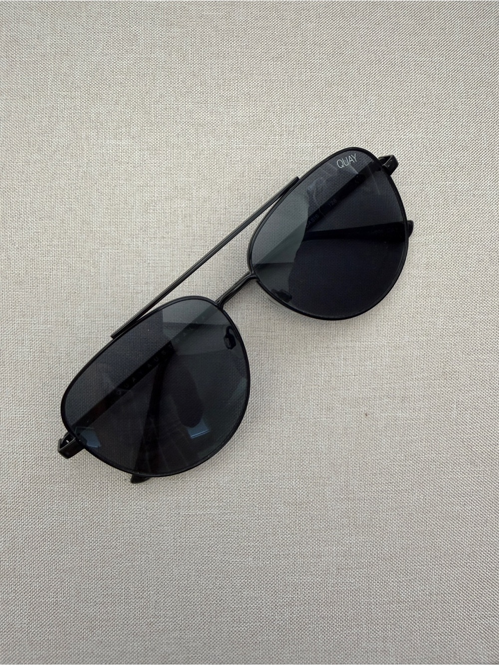 Quay Australia Black Aviator Sunglasses - Picture 2 of 4